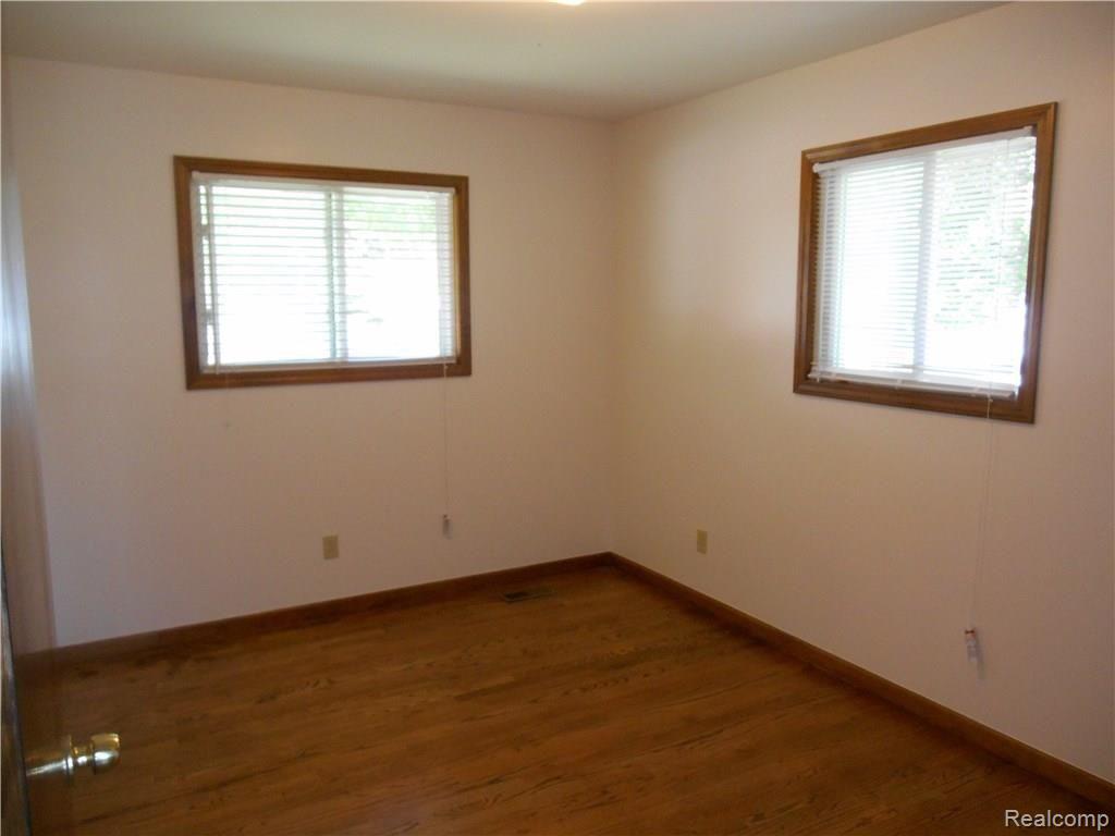 25754 Peter Kaltz Road Warren, MI 48091 - Photo 27 of 68 BEDROOM #2 VIEW FROM HALLWAY
