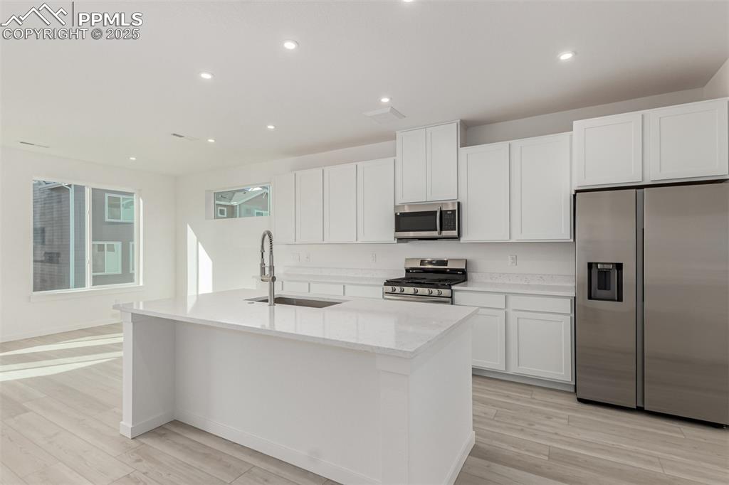 10771 Spalding View Colorado Springs, CO 80908 - Photo 15 of 42