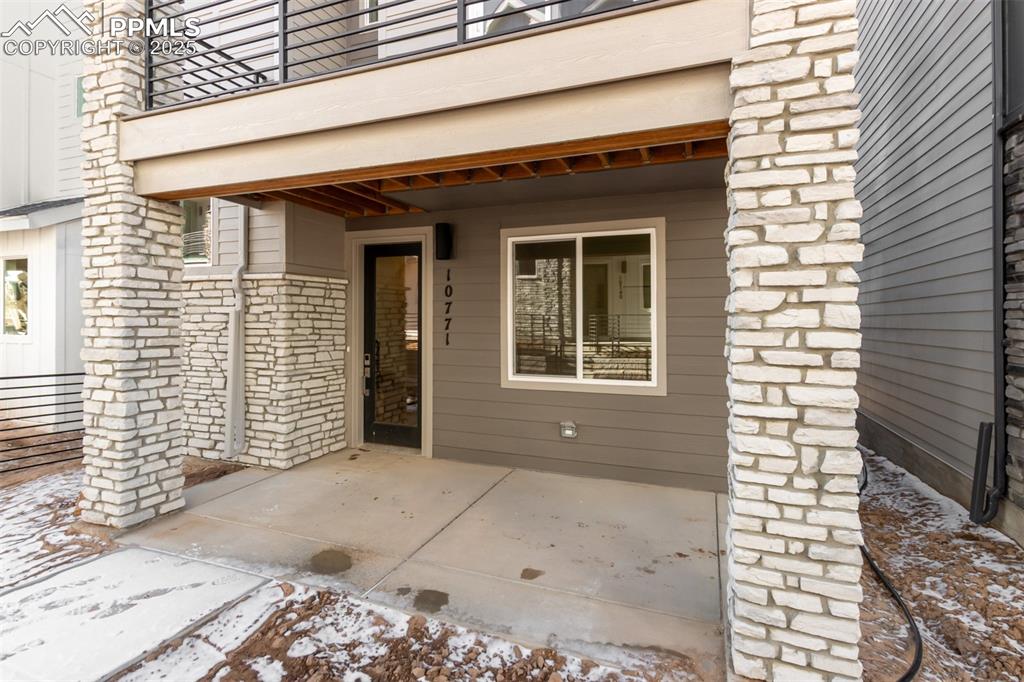 10771 Spalding View Colorado Springs, CO 80908 - Photo 5 of 42