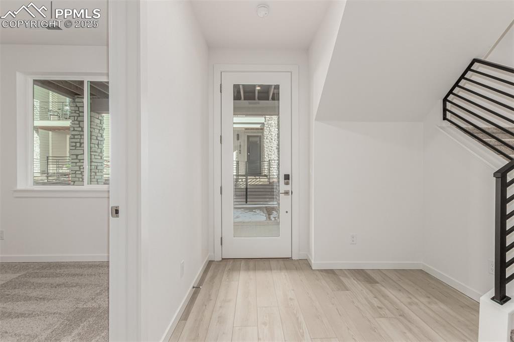 10771 Spalding View Colorado Springs, CO 80908 - Photo 7 of 42