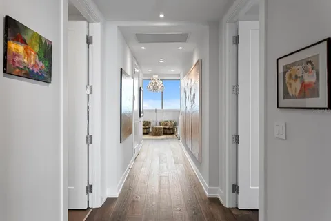 $7,000,000 | 100 1st Avenue North, Unit 3905, St. Petersburg, FL 33701