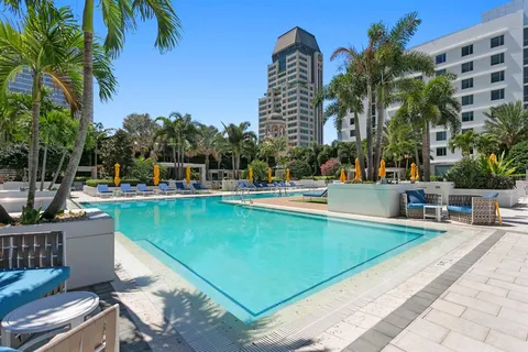 $7,000,000 | 100 1st Avenue North, Unit 3905, St. Petersburg, FL 33701