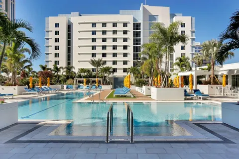 $7,000,000 | 100 1st Avenue North, Unit 3905, St. Petersburg, FL 33701