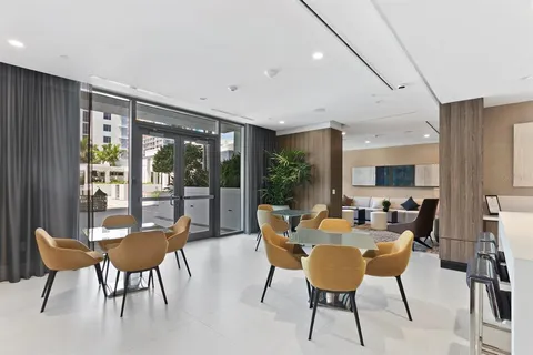 $7,000,000 | 100 1st Avenue North, Unit 3905, St. Petersburg, FL 33701