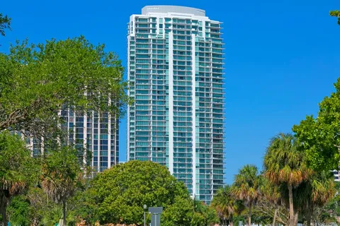 $7,000,000 | 100 1st Avenue North, Unit 3905, St. Petersburg, FL 33701