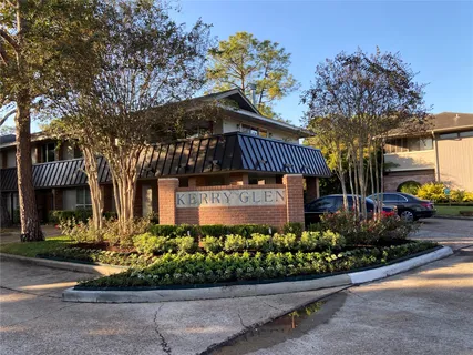 $450,000 | 6599 Bayou Glen Road, Houston, TX 77057