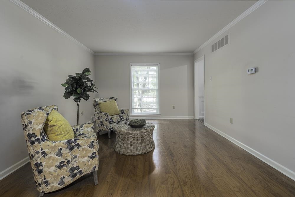 2112 Allenby Road Germantown, TN 38139 - Photo 6 of 40 Gallery Image 6