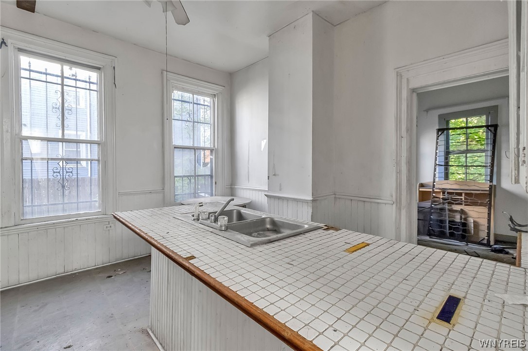 162 Normal Avenue Buffalo, NY 14213 - Photo 17 of 40