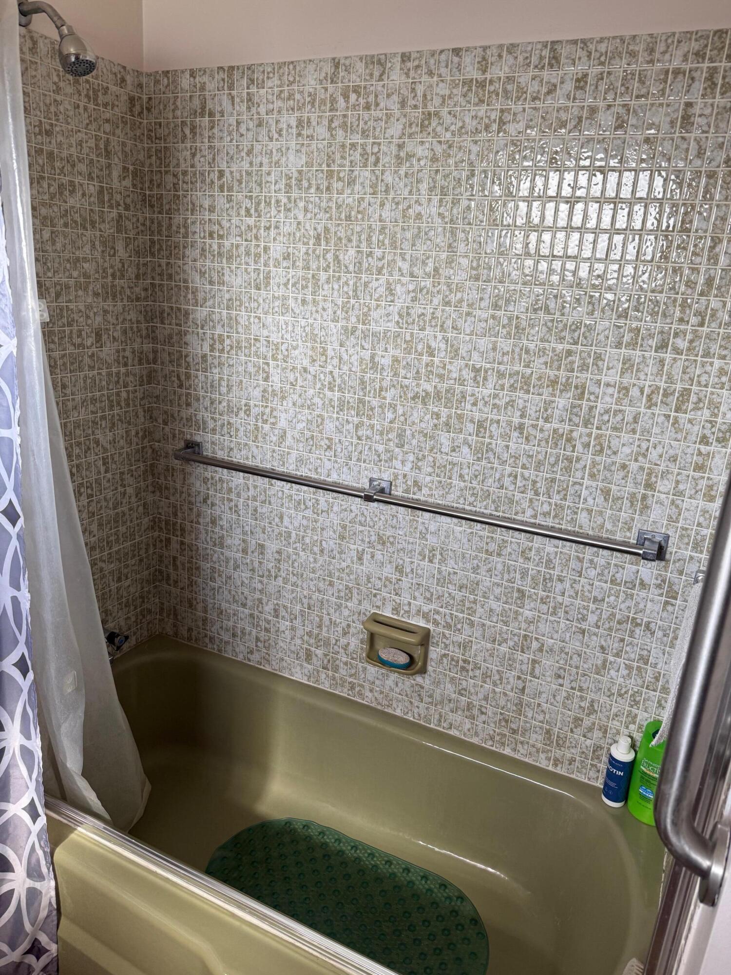 2747 East Dudley Drive, Unit F West Palm Beach, FL 33415 - Photo 9 of 10 image7