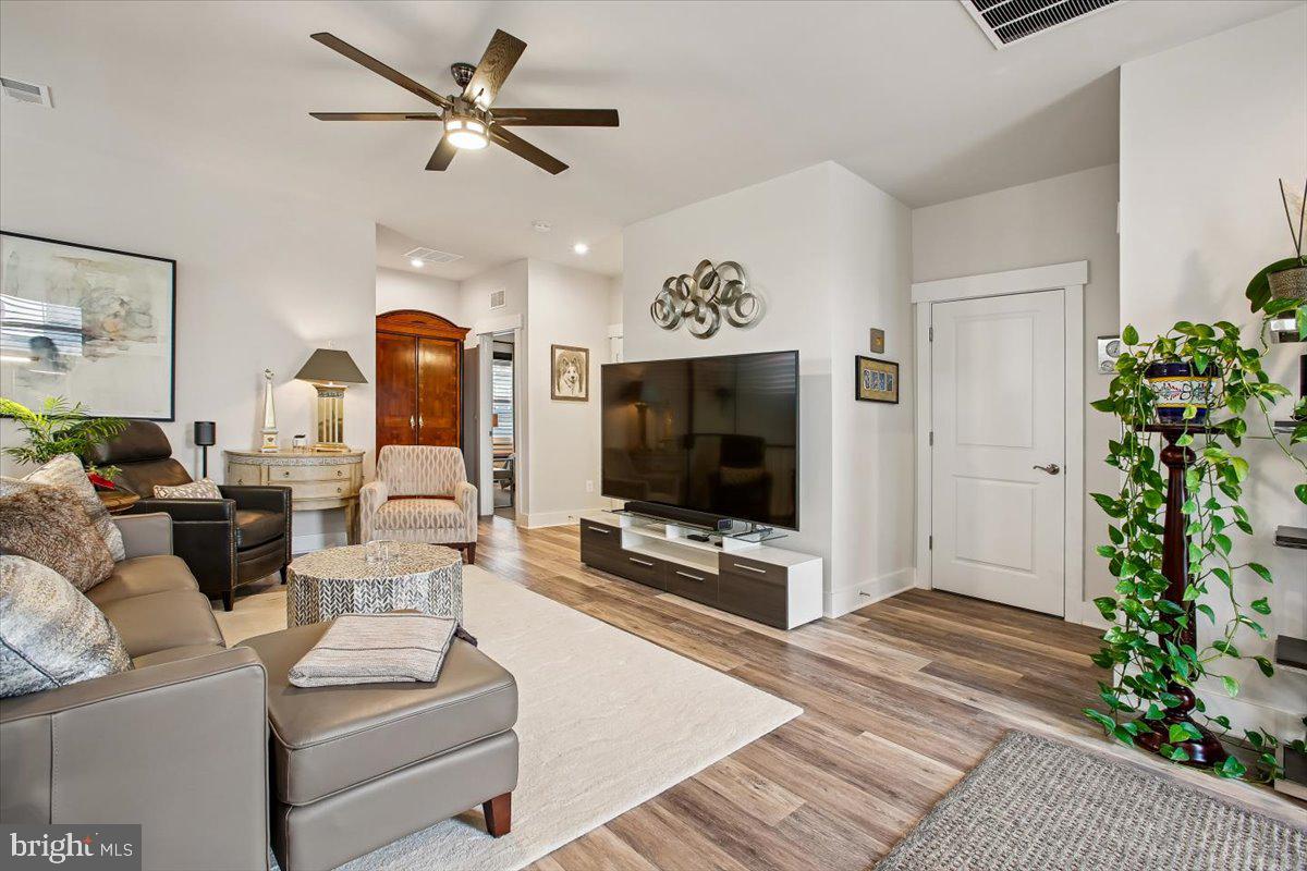 25635 Not Forgotten Terrace Chantilly, VA 20152 - Photo 27 of 59