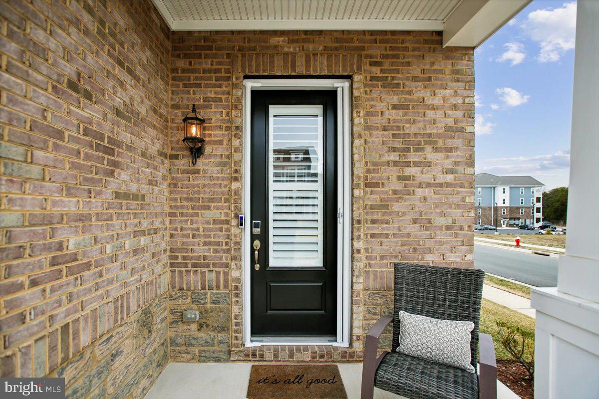 25635 Not Forgotten Terrace Chantilly, VA 20152 - Photo 4 of 59