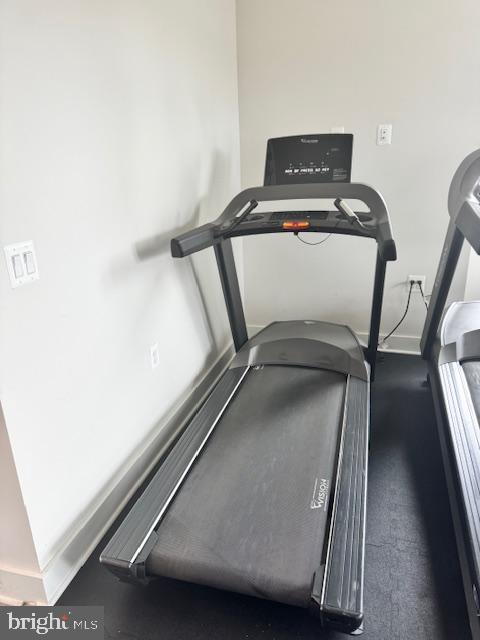 25635 Not Forgotten Terrace Chantilly, VA 20152 - Photo 58 of 59 community fitness center