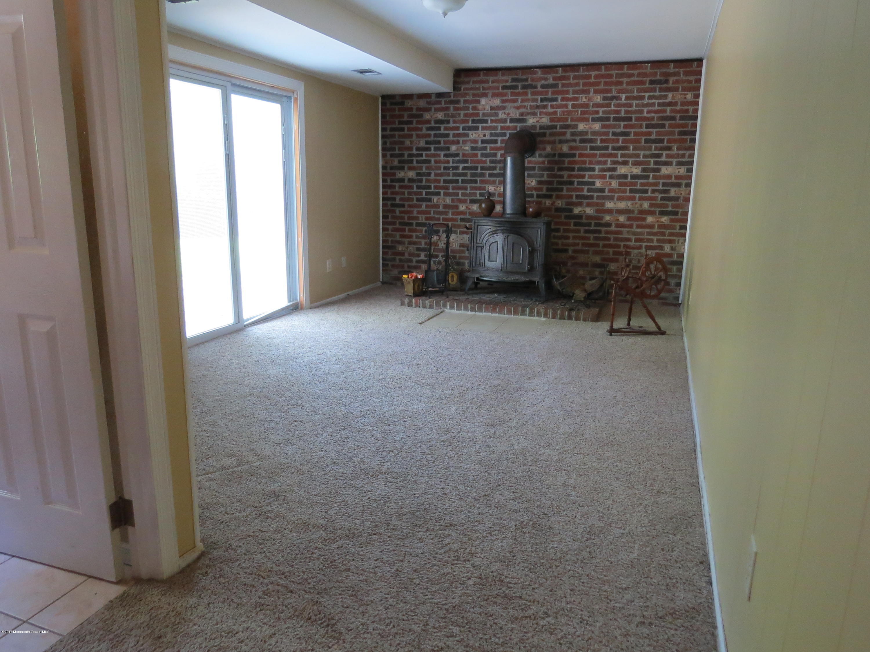 13 Glenbrook Road Freehold, NJ 07728 - Photo 12 of 31 IMG_3577