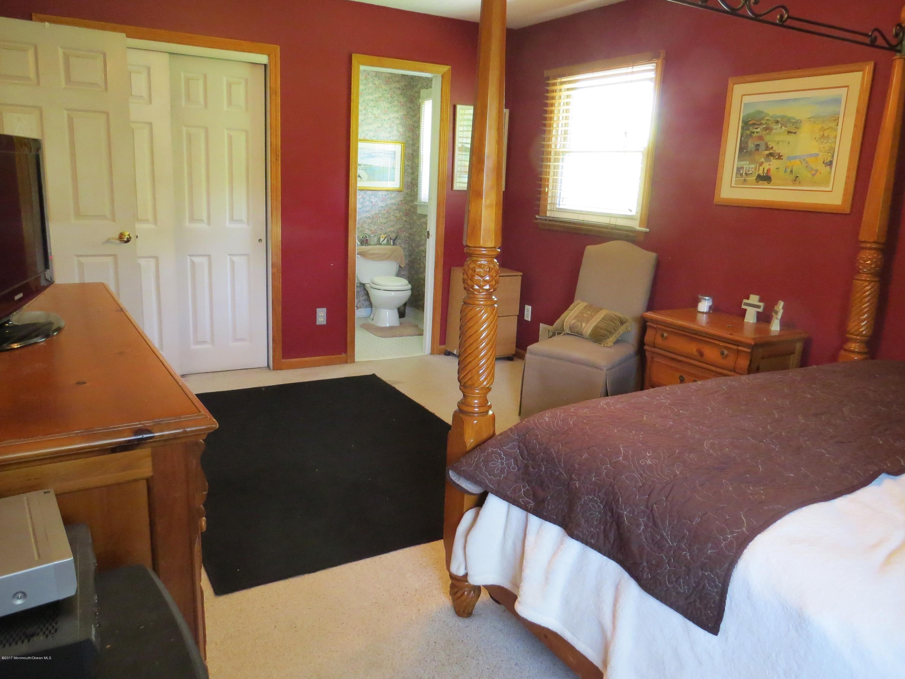 13 Glenbrook Road Freehold, NJ 07728 - Photo 19 of 31 IMG_3581
