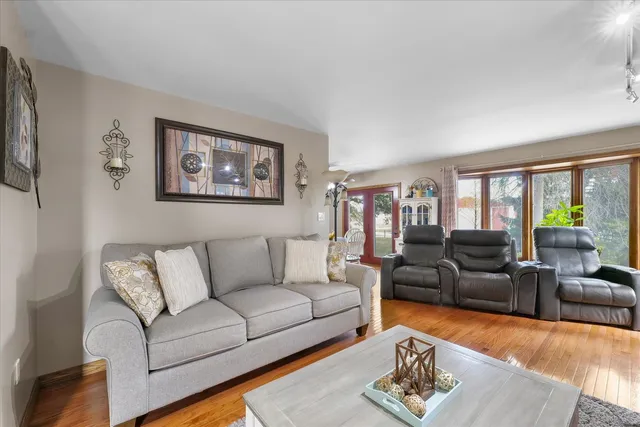 $494,000 | 2758 Cr 1100 Street North, Homer, IL 61849