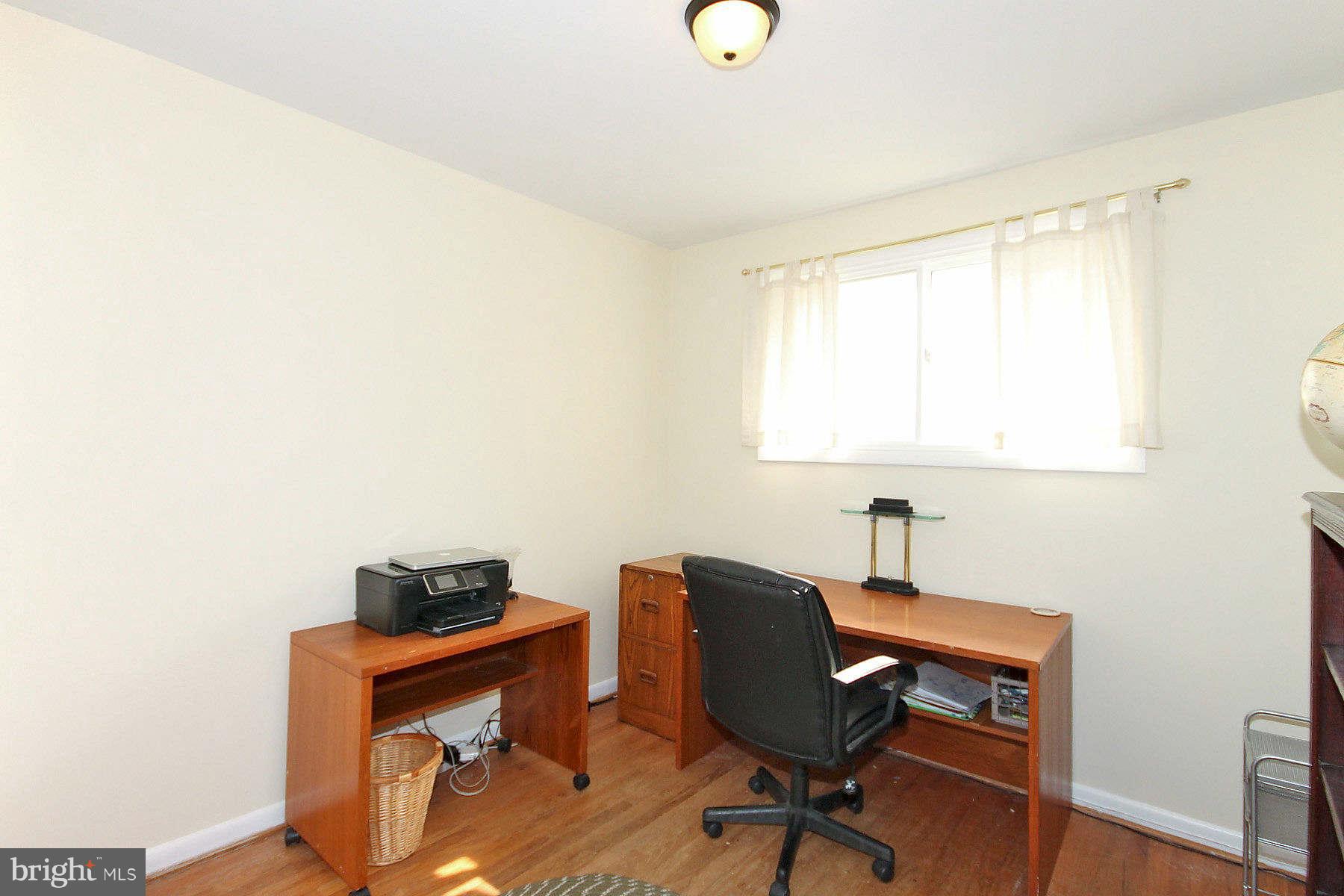 12105 Arbie Road Silver Spring, MD 20904 - Photo 18 of 28 Bedroom or Home Office
