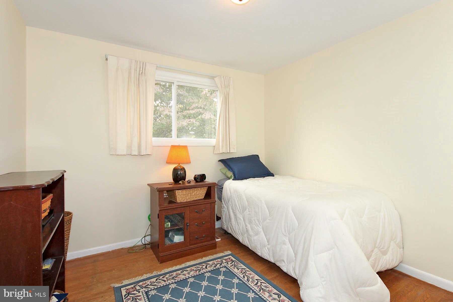 12105 Arbie Road Silver Spring, MD 20904 - Photo 20 of 28 Bedroom