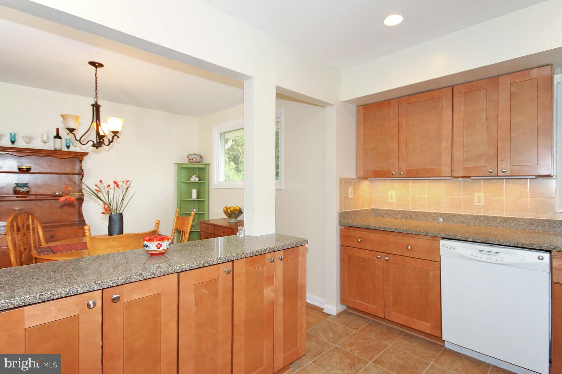 12105 Arbie Road Silver Spring, MD 20904 - Photo 9 of 28 Kitchen