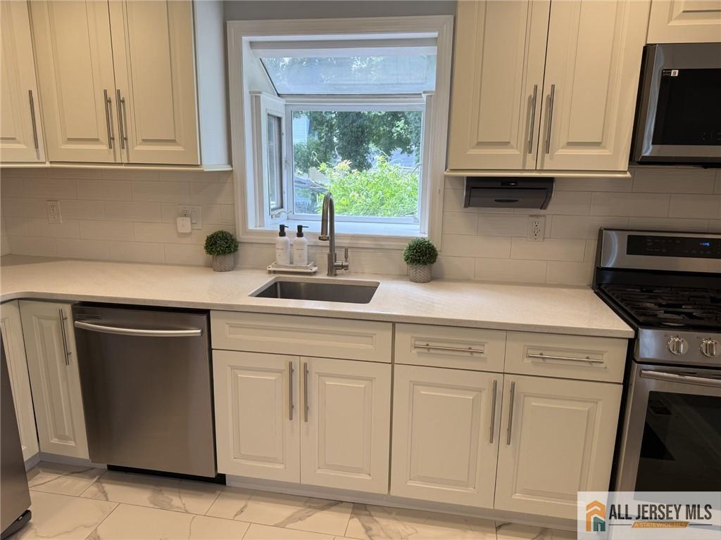 170 Prospect Avenue Edison, NJ 08817 - Photo 15 of 45