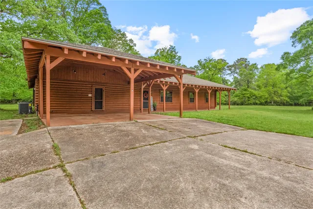 $750,000 | 12056 Forest Glen, Conroe, TX 77303