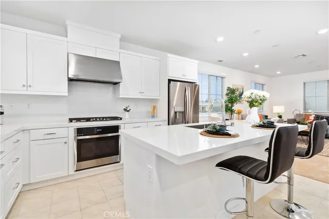 $899,000 | 501 Embrook, West Covina, CA 91791