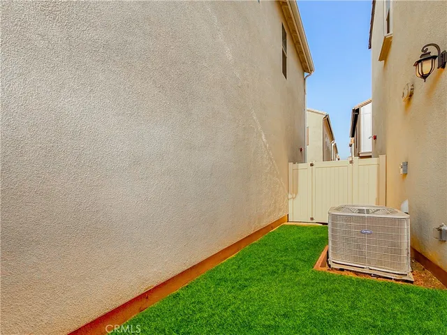 $899,000 | 501 Embrook, West Covina, CA 91791