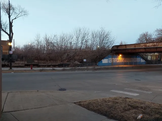 a view of street with a yard