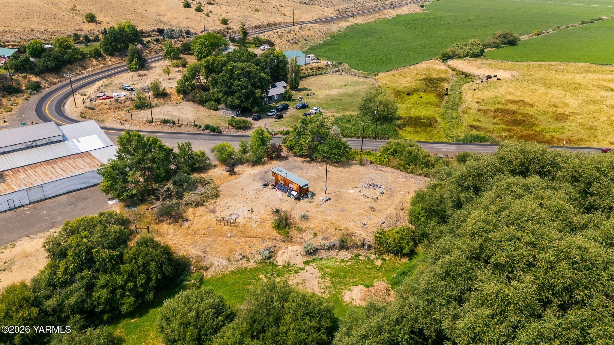 553 Weikel Road Yakima, WA 98908 - Photo 9 of 13 9_553 Weikel Rd-6 copy