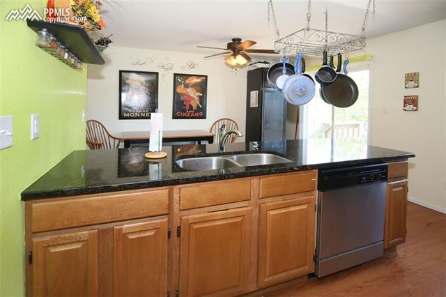 4540 Beaumont Road Colorado Springs, CO 80916 - Photo 12 of 35