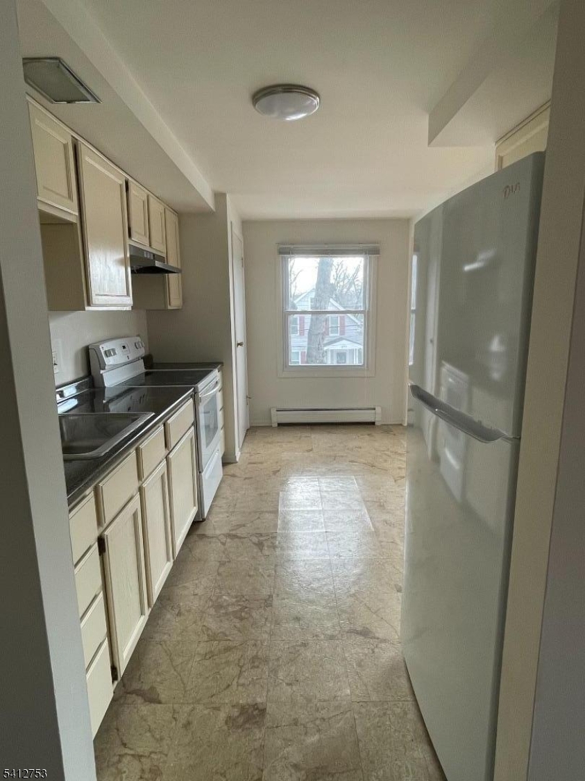 278 Morris Street Stirling, NJ 07980 - Photo 4 of 20