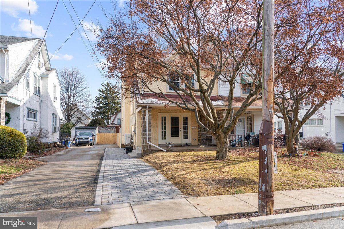123 Sycamore Road Havertown, PA 19083 - Photo 2 of 27