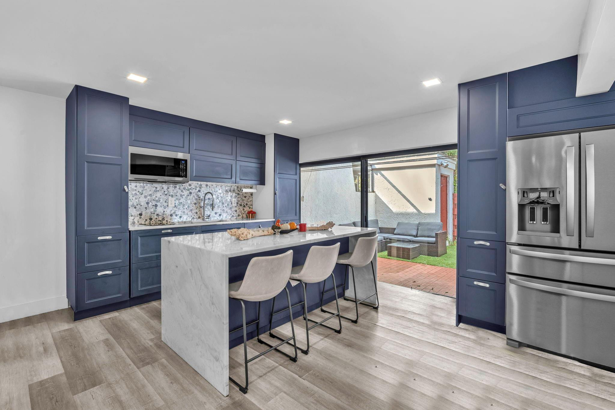 3904 Parkside Lane Hollywood, FL 33021 - Photo 2 of 18 Photo 2