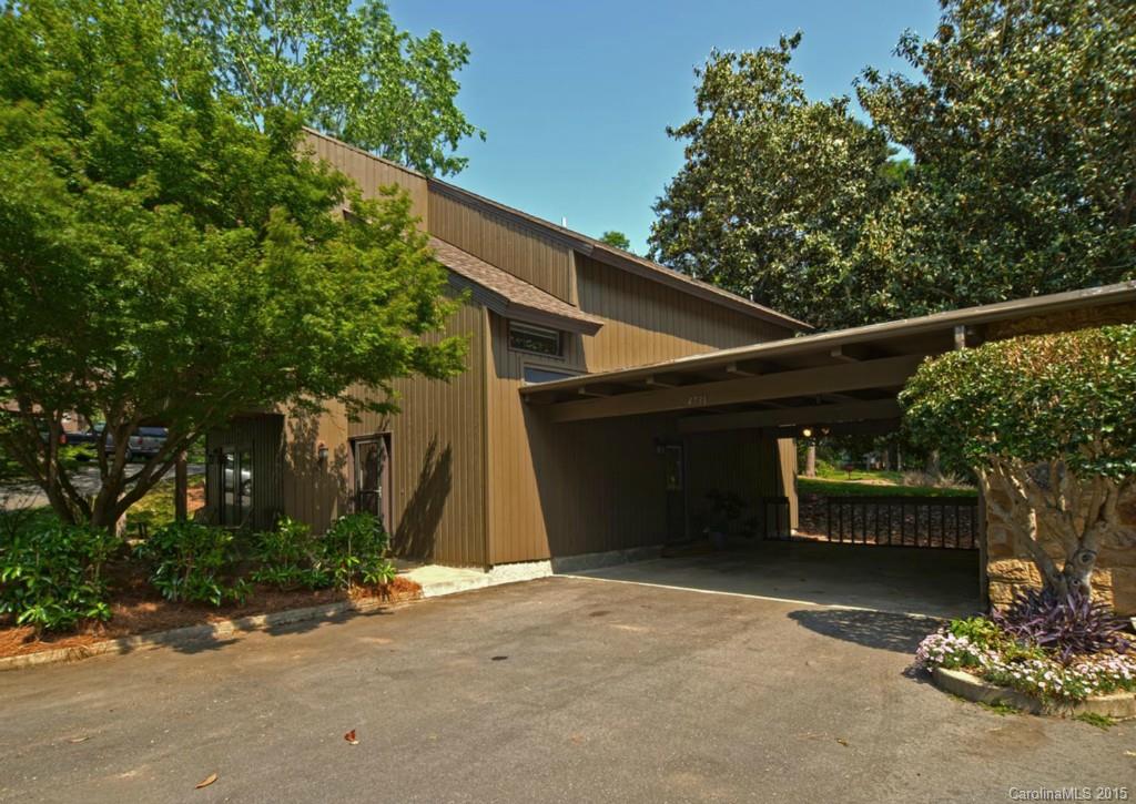 4731 Rounding Run Road Charlotte, NC 28277 - Photo 2 of 24 a front view of a house with a garage
