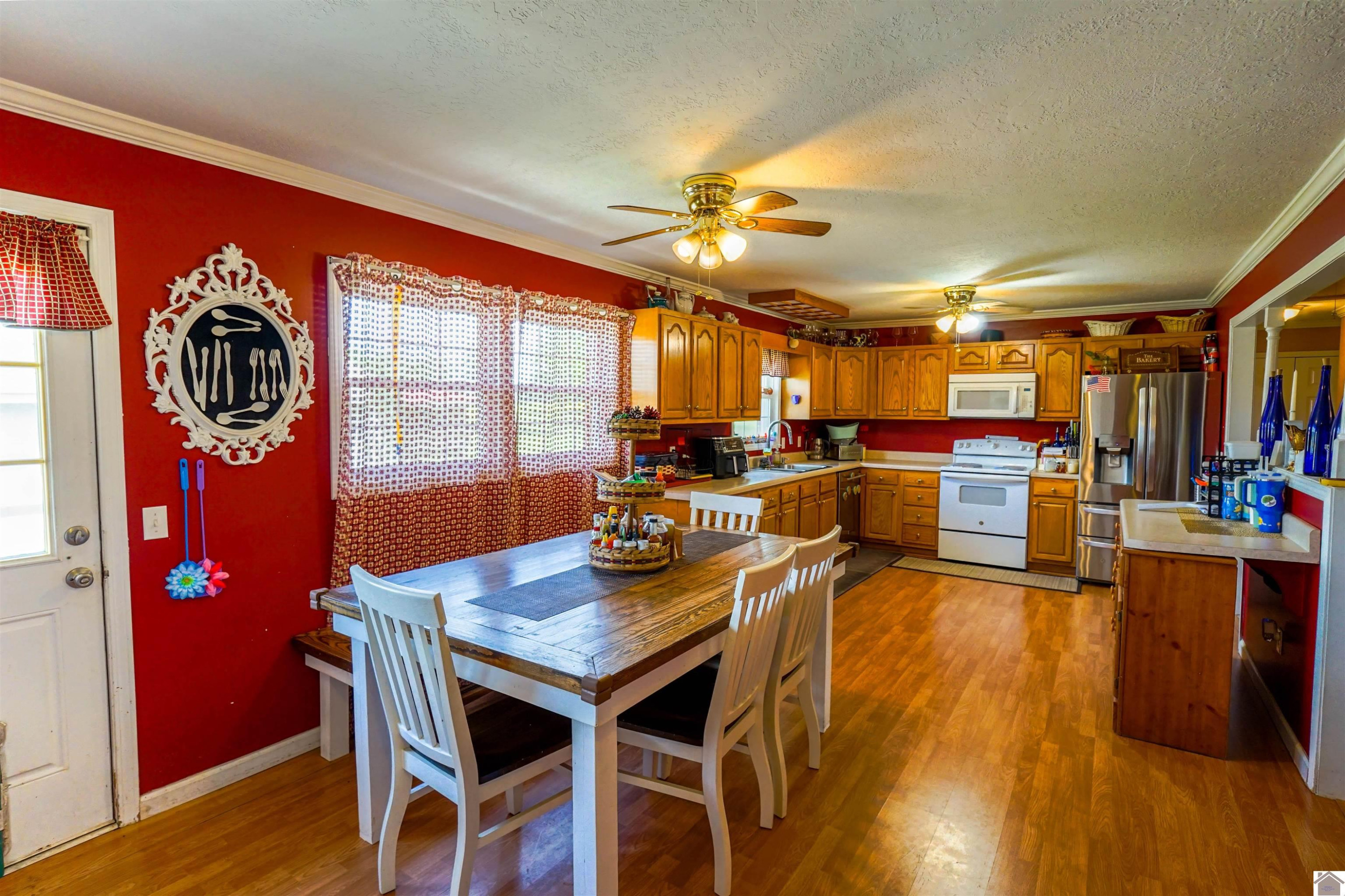 688 Swift Road Kirksey, KY 42054 - Photo 10 of 37 Photo 10