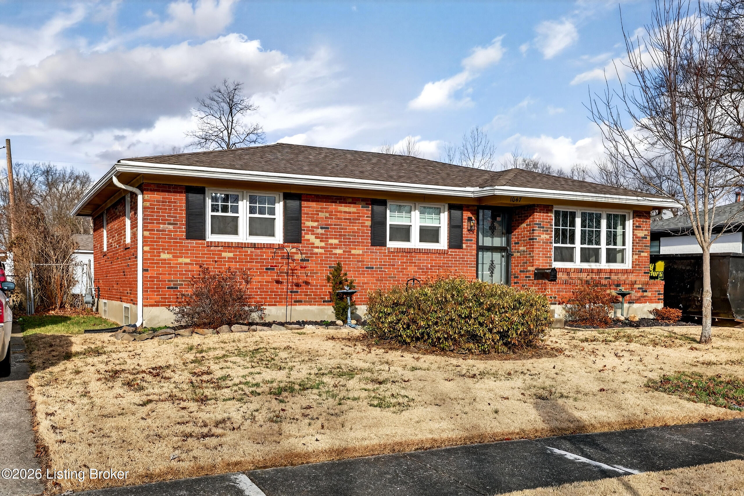 1047 Clayborne Road Louisville, KY 40214 - Photo 40 of 62 019_H40A4682