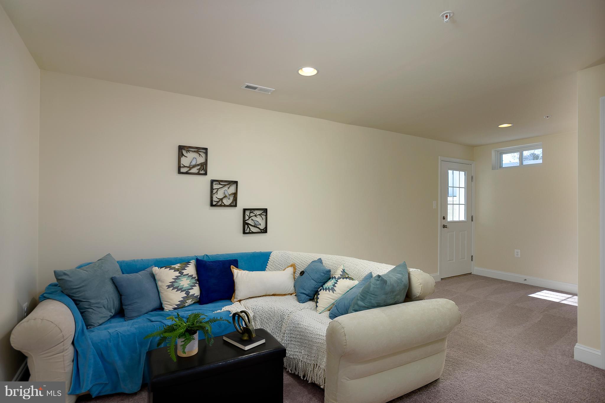 320 Grace Way Laurel, MD 20707 - Photo 25 of 26 Family Room