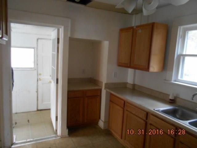 1715 Kenton Street Springfield, OH 45505 - Photo 7 of 19
