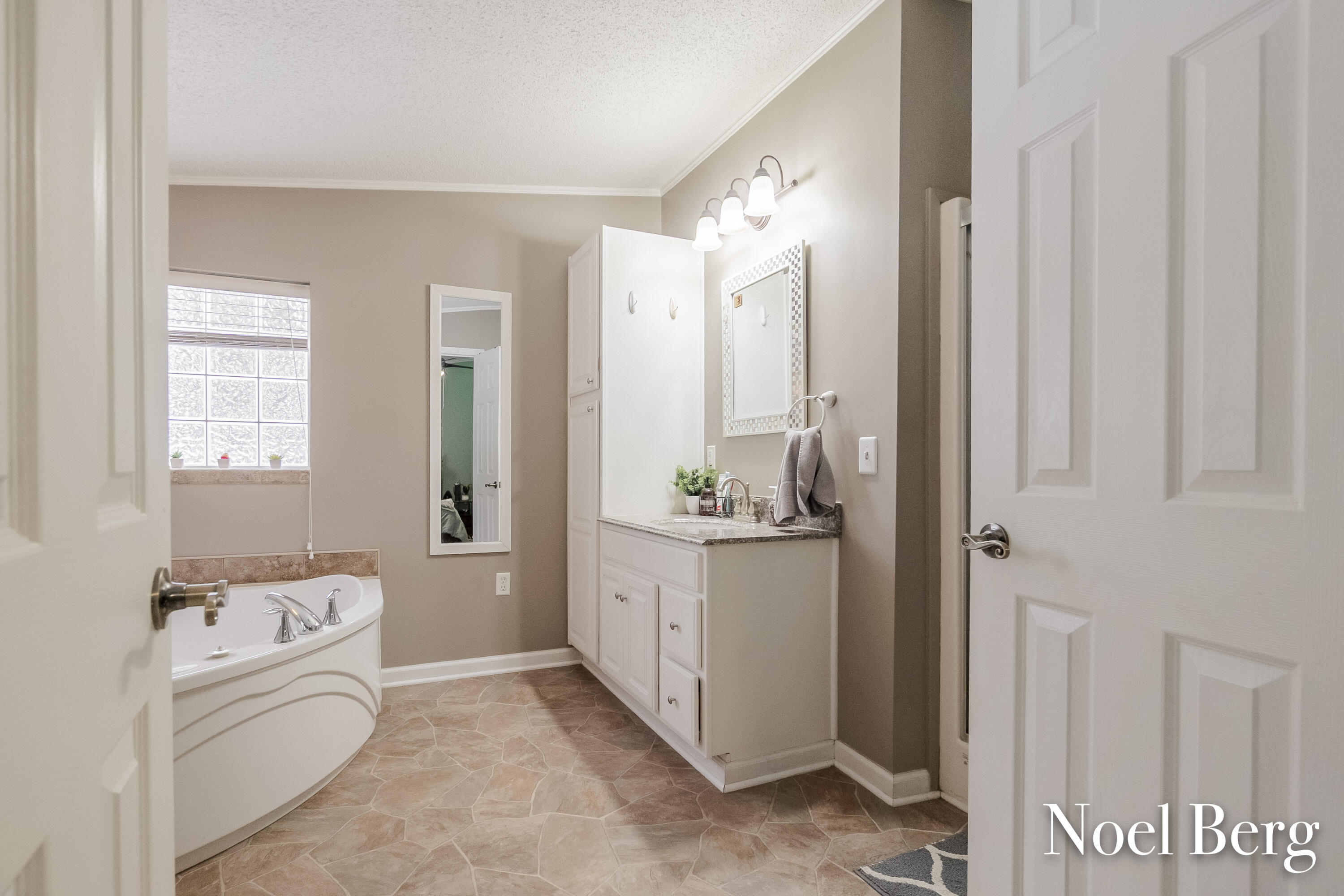 340 East River Road Muskegon, MI 49445 - Photo 22 of 31 340 E River-23