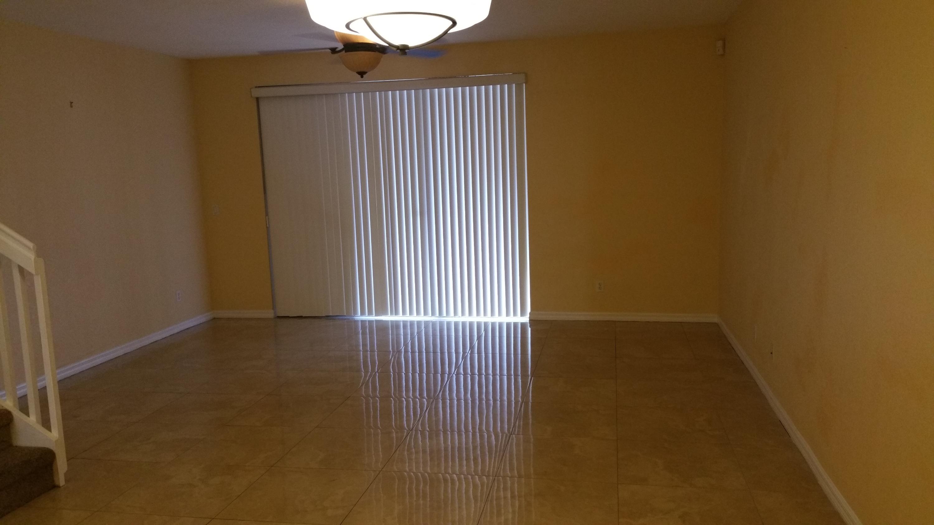 3549 Oleander Terrace Riviera Beach, FL 33404 - Photo 7 of 19 20141221_142315