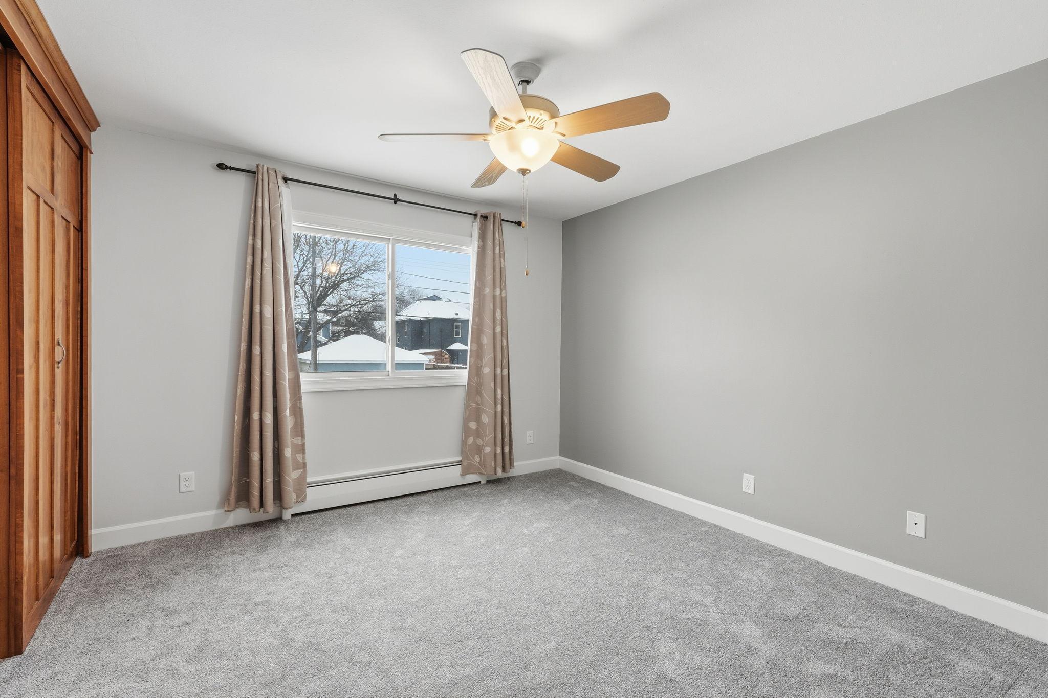2507 Bryant Avenue South, Unit 103 Minneapolis, MN 55405 - Photo 11 of 15
