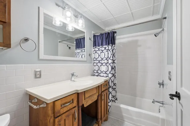 $155,000 | 2507 Bryant Avenue South, Unit 103, Minneapolis, MN 55405