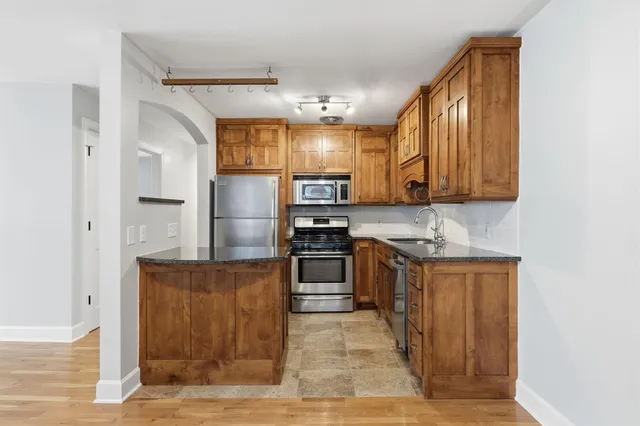 $155,000 | 2507 Bryant Avenue South, Unit 103, Minneapolis, MN 55405