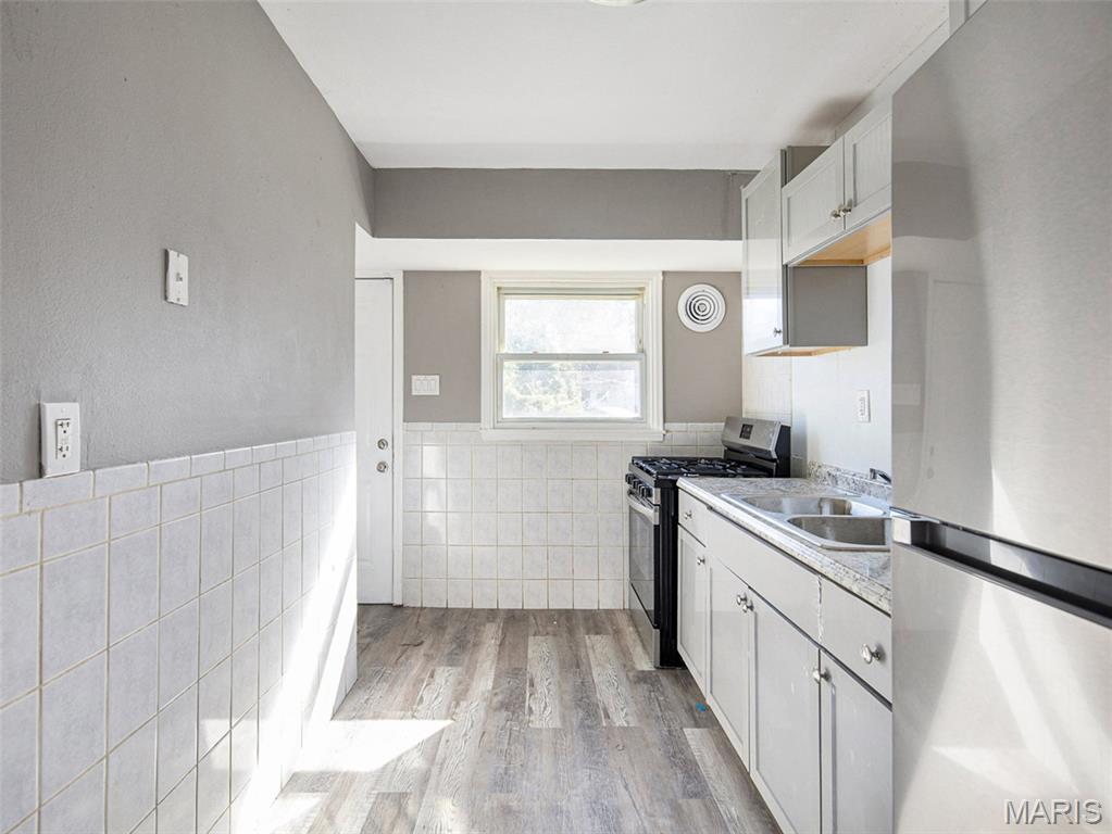 258 Presley Road St. Louis, MO 63137 - Photo 2 of 10