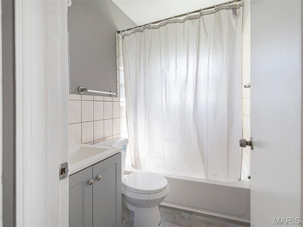 258 Presley Road St. Louis, MO 63137 - Photo 9 of 10