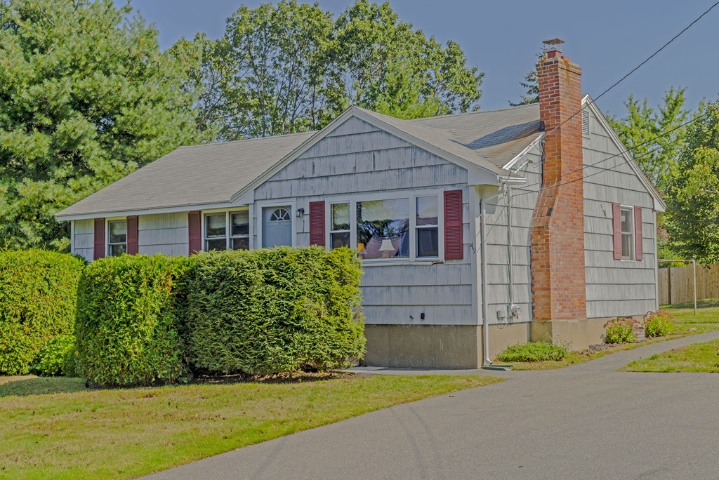 49 Samoset Road Peabody, MA 01960 - Photo 1 of 18 Gallery Image 1
