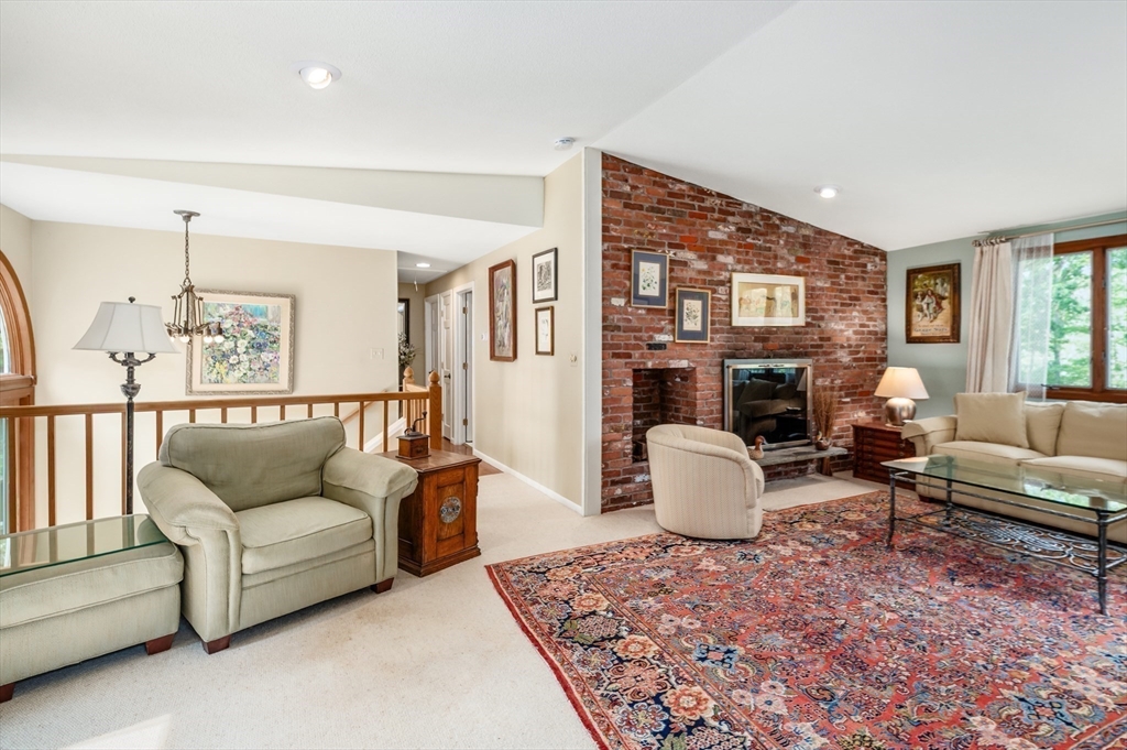 3 Big Rock Road Manchester, MA 01944 - Photo 18 of 34