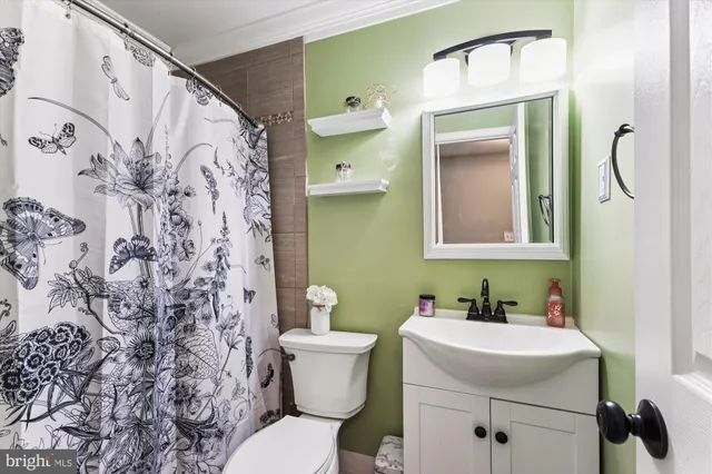 $679,000 | 145 North Lake Drive, Stevensville, MD 21666