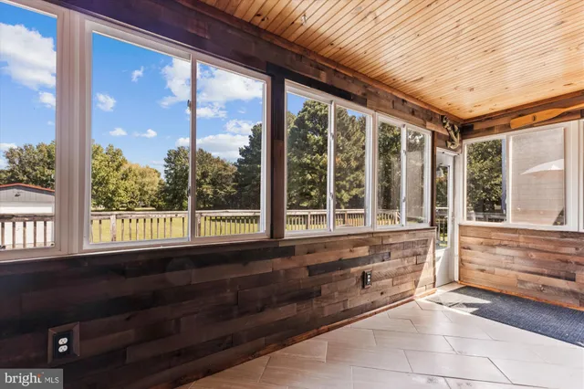 $679,000 | 145 North Lake Drive, Stevensville, MD 21666