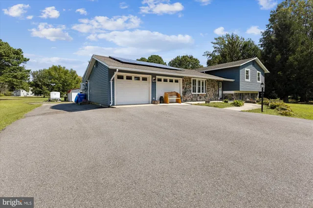 $679,000 | 145 North Lake Drive, Stevensville, MD 21666