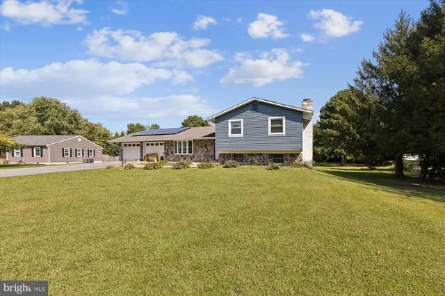 $679,000 | 145 North Lake Drive, Stevensville, MD 21666